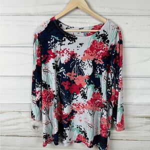 JM Collection Blue and White Relaxed Graphic Blouse 3/4 Sleeve